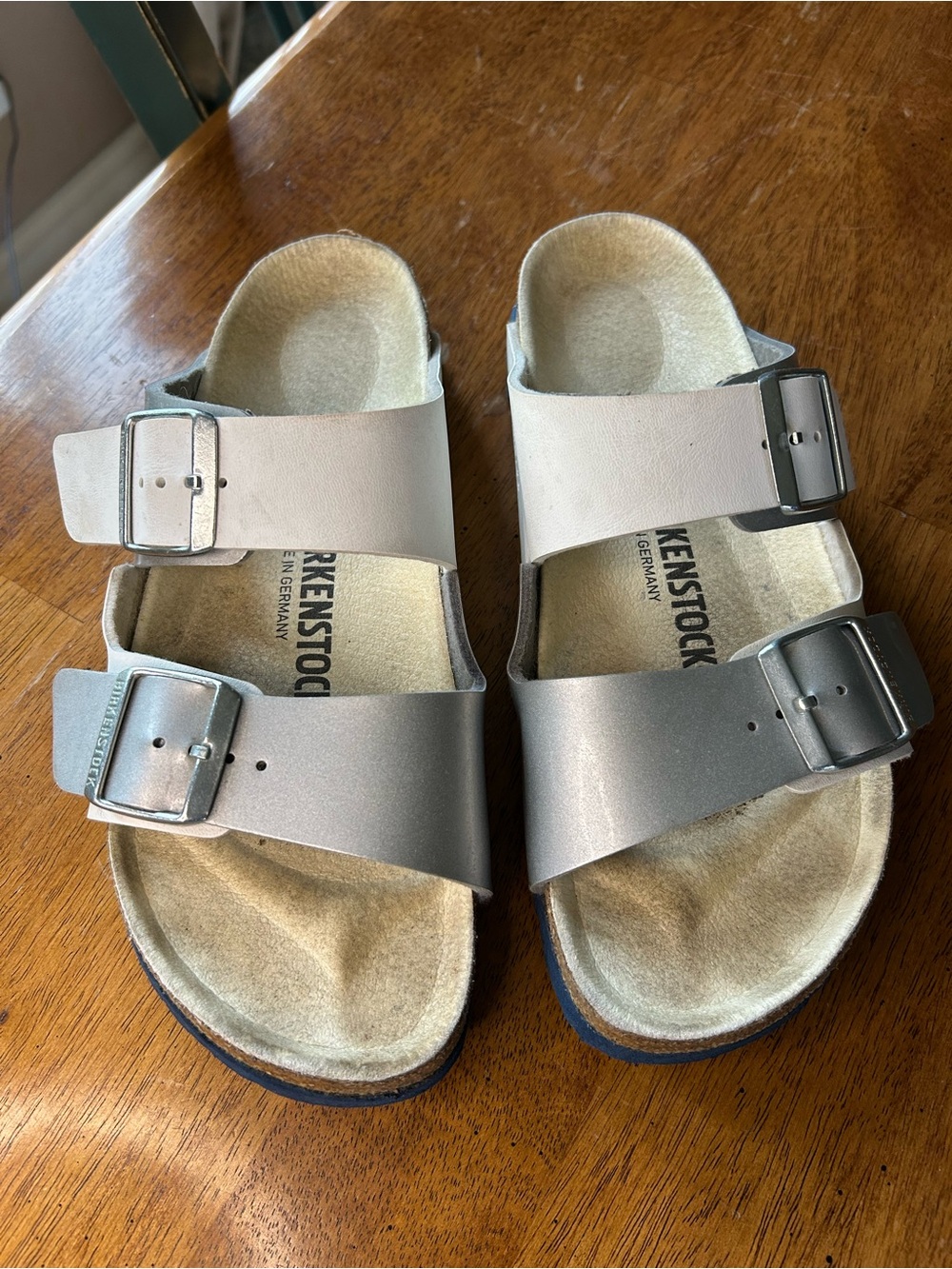 Birkenstock Arizona Split White/Silver Birko-Flor Sz 39 (W8) Boho Sandals